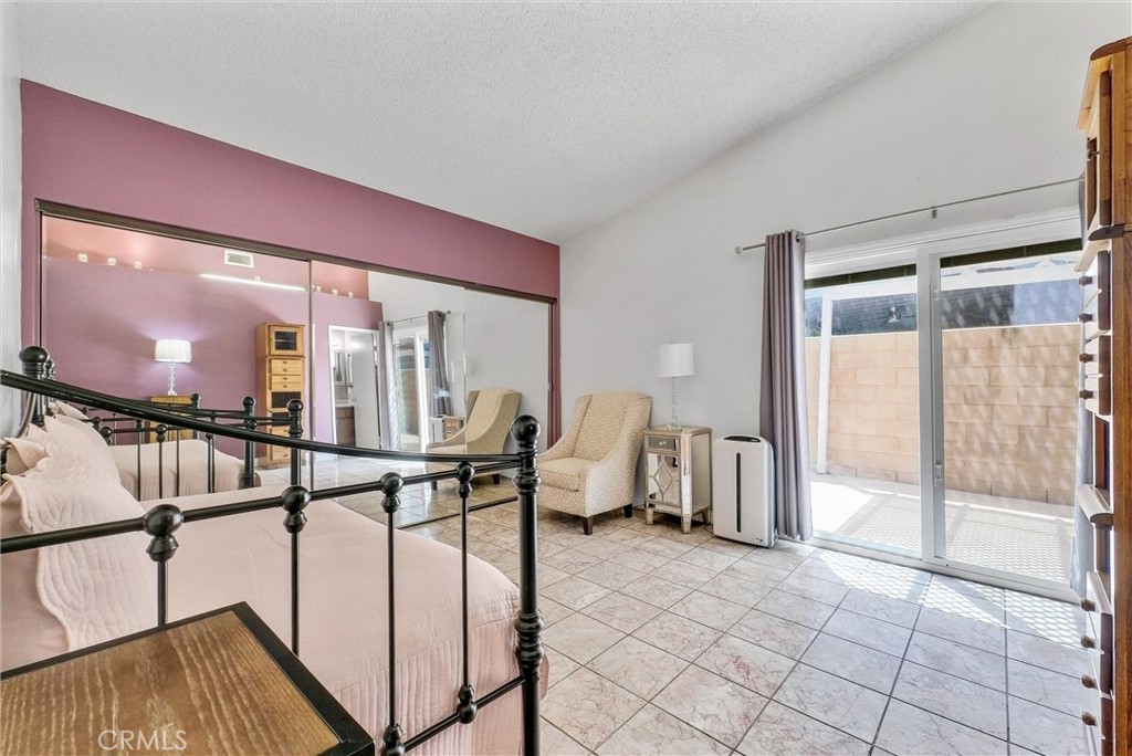 3415 Siskiyou Circle Riverside, CA 92503 - Photo 25 of 41 a living room with furniture