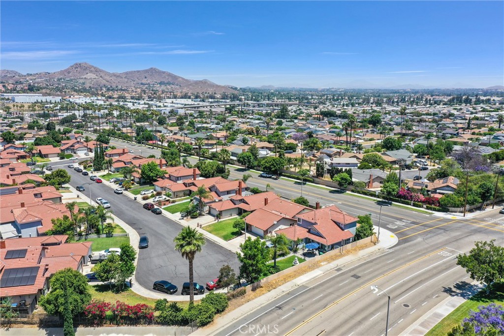 3415 Siskiyou Circle Riverside, CA 92503 - Photo 38 of 41 an aerial view of a city