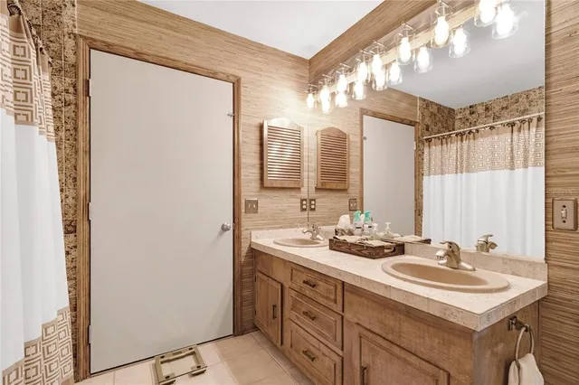 $525,000 | 3555 Southwest 24th Avenue Road, Ocala, FL 34471