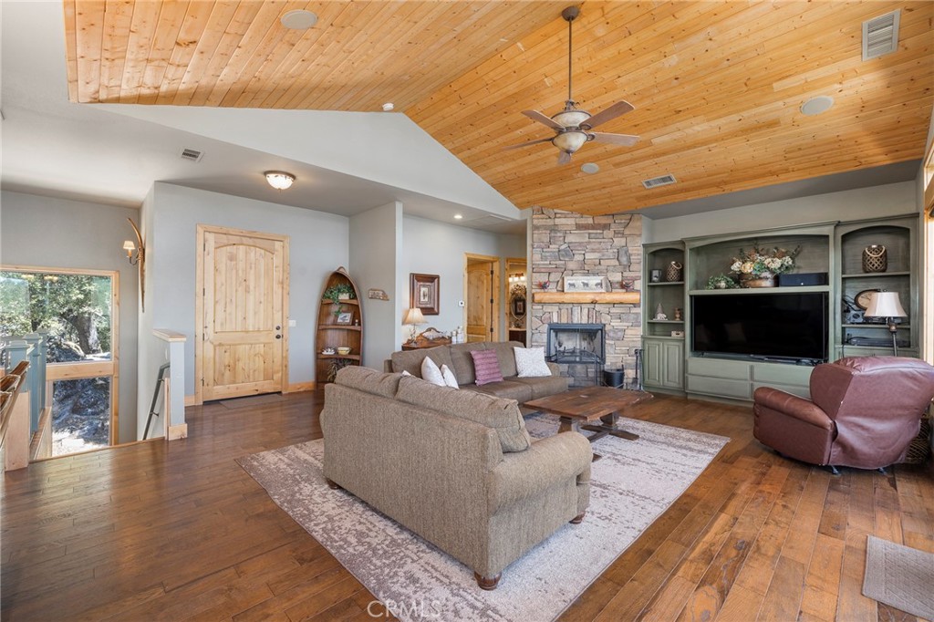 39828 Granite Ridge Lane Bass Lake, CA 93604 - Photo 11 of 66