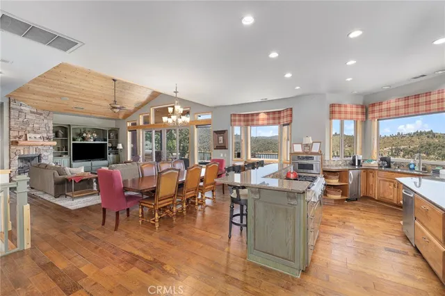 $1,875,000 | 39828 Granite Ridge Lane, Bass Lake, CA 93604