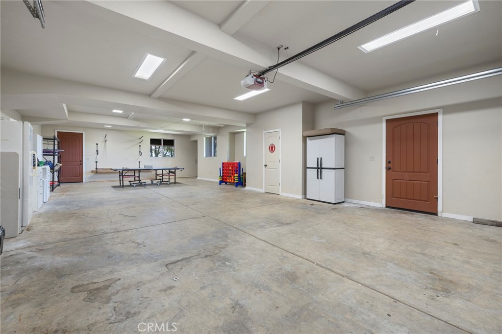 39828 Granite Ridge Lane Bass Lake, CA 93604 - Photo 58 of 66 Huge garage