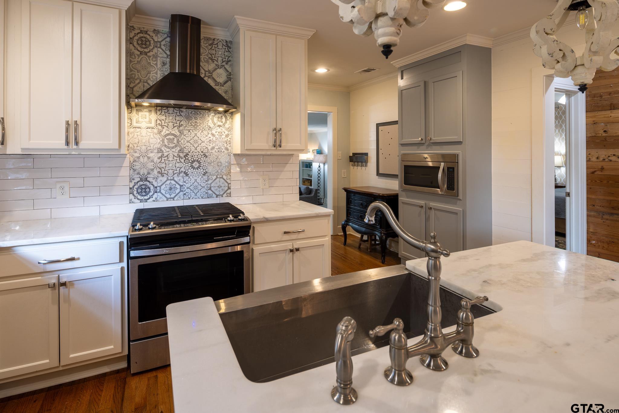 1908 Jarrel Avenue Tyler, TX 75701 - Photo 13 of 39