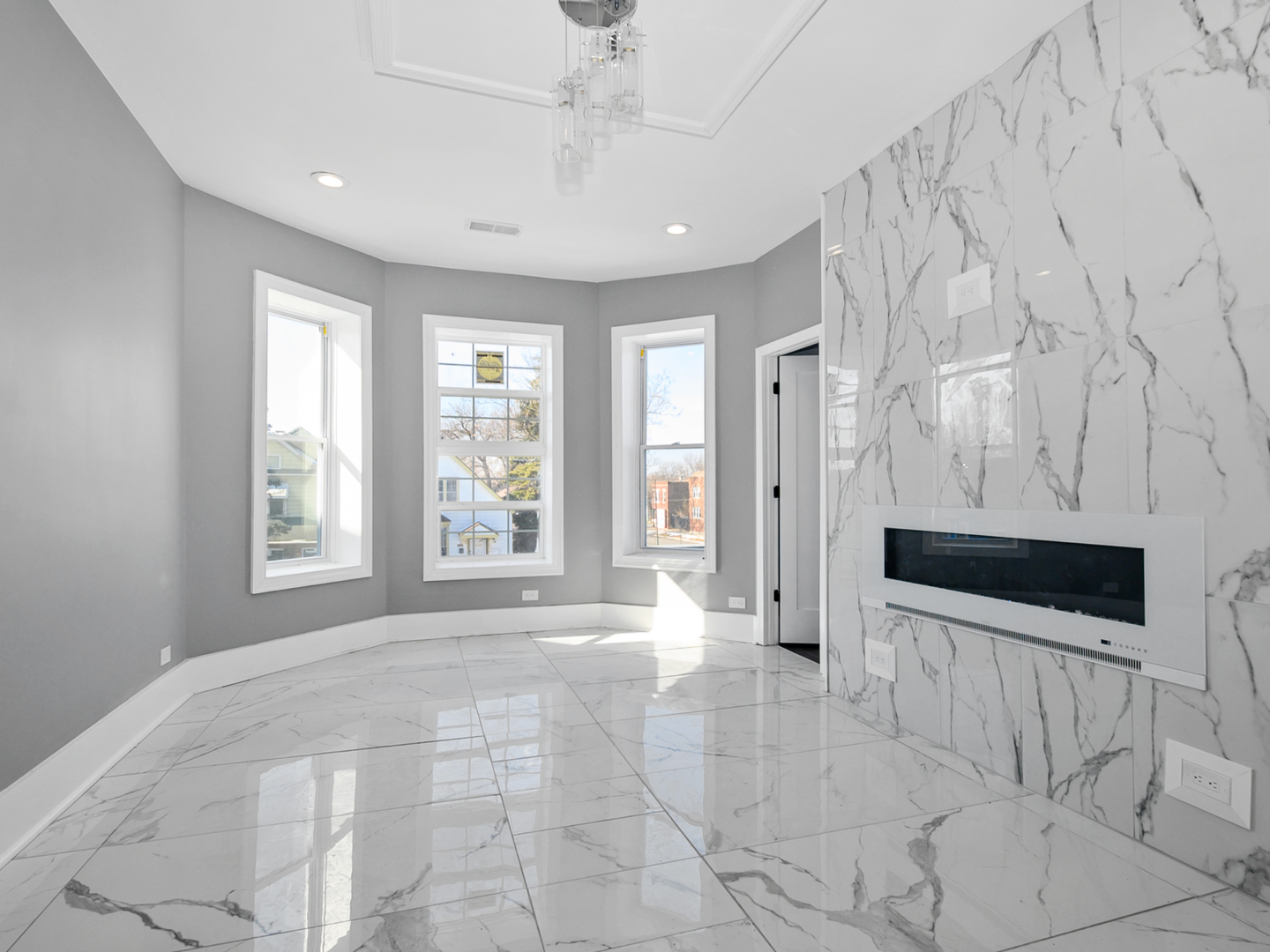 7305 South Sangamon Street Chicago, IL 60621 - Photo 12 of 29 a view of an empty room with a window