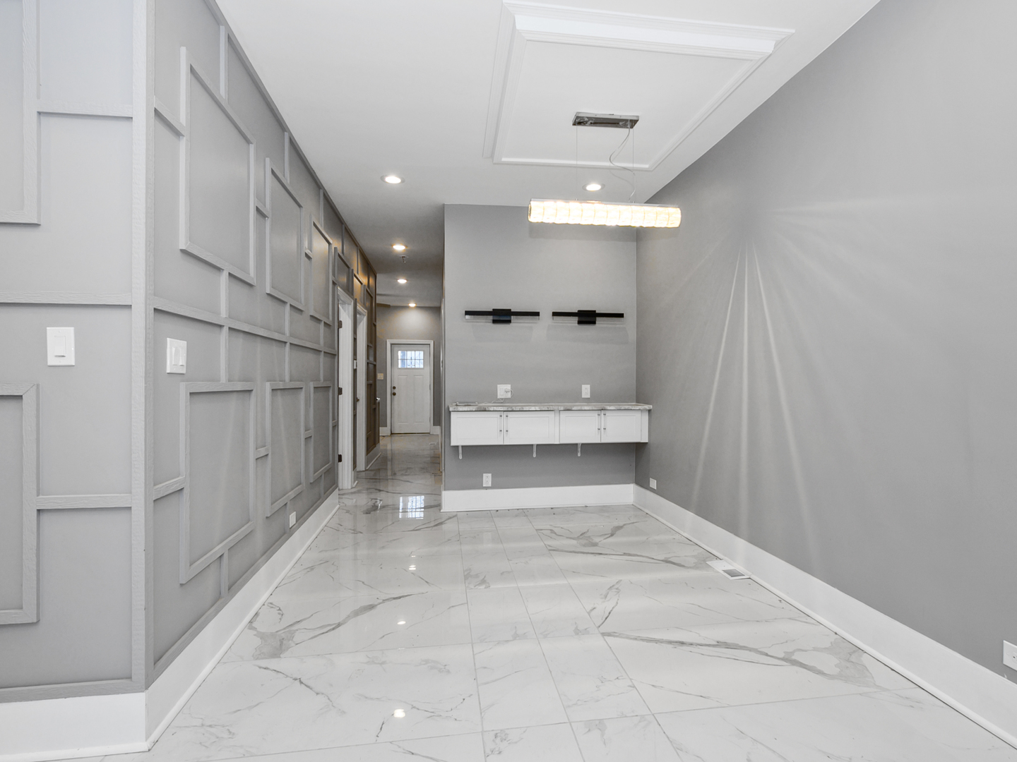 7305 South Sangamon Street Chicago, IL 60621 - Photo 10 of 29 a view of bathroom