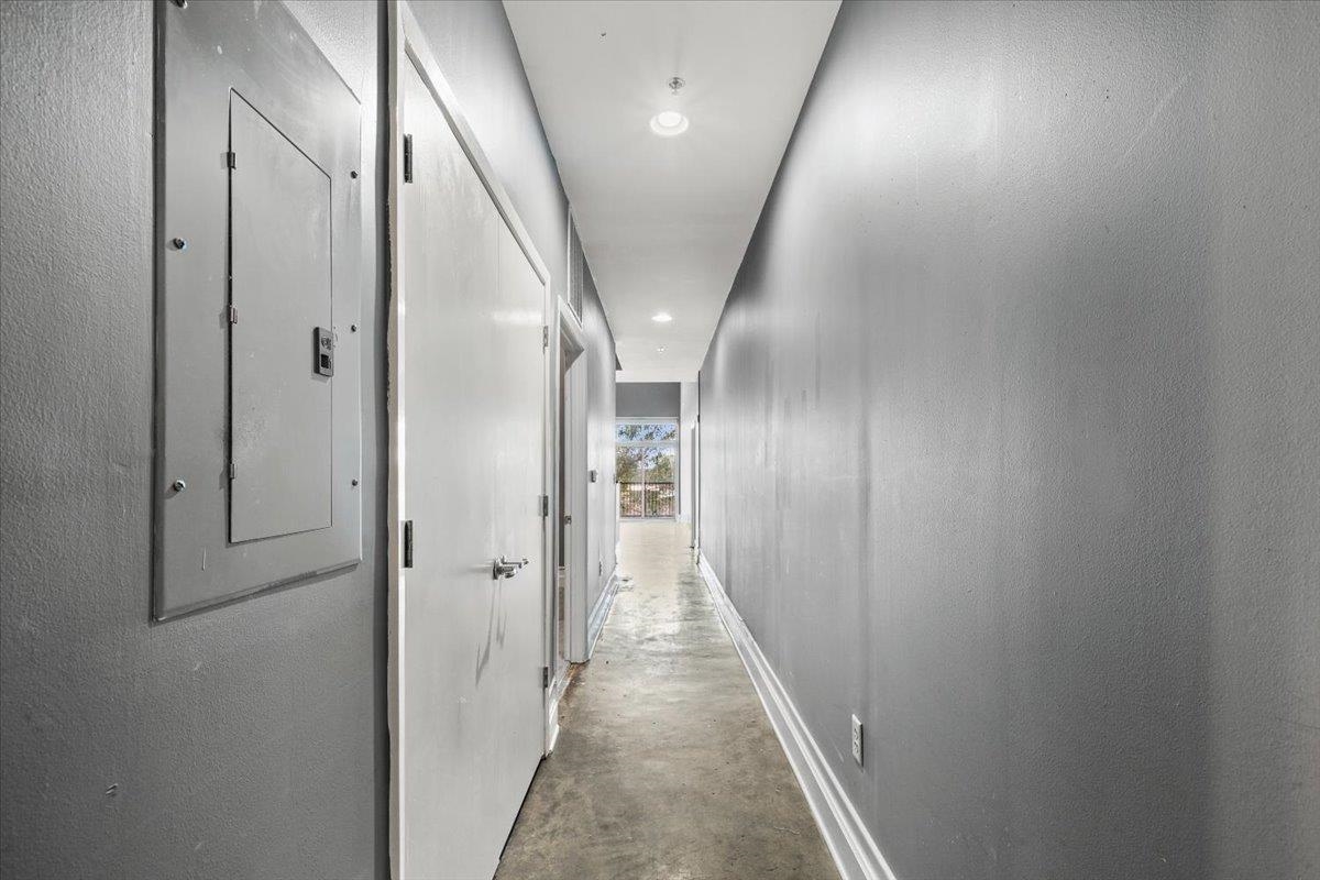 648 Riverside Drive, Unit 207 Memphis, TN 38103 - Photo 18 of 34