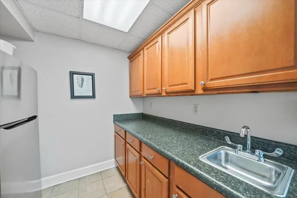 $249,990 | 648 Riverside Drive, Unit 207, Memphis, TN 38103