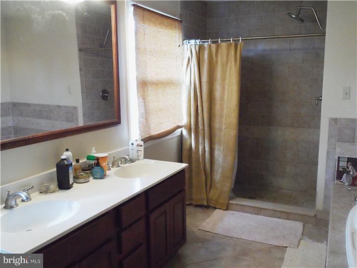 317 Surrey Road Cherry Hill, NJ 08002 - Photo 11 of 12 Gallery Image 11
