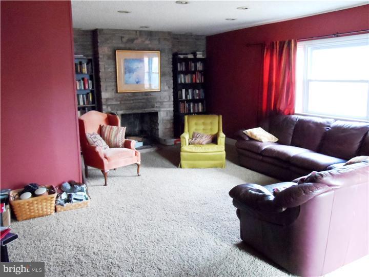 317 Surrey Road Cherry Hill, NJ 08002 - Photo 5 of 12 Gallery Image 5