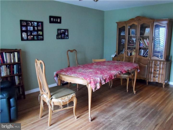 317 Surrey Road Cherry Hill, NJ 08002 - Photo 8 of 12 Gallery Image 8