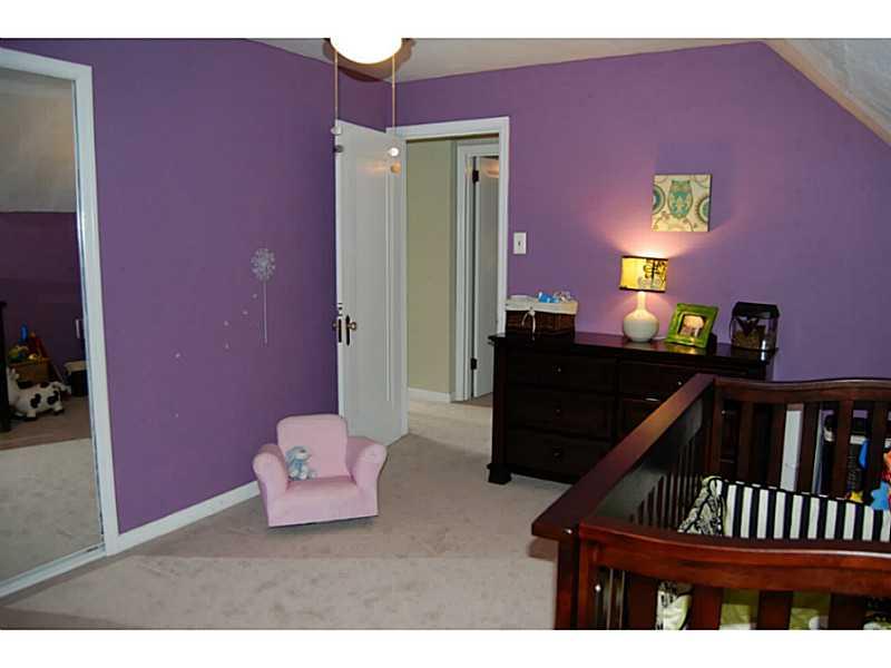 128 Oakridge Road Pittsburgh, PA 15237 - Photo 14 of 25 Bedroom.