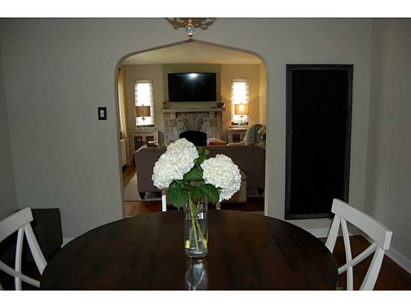 Dining Room. 