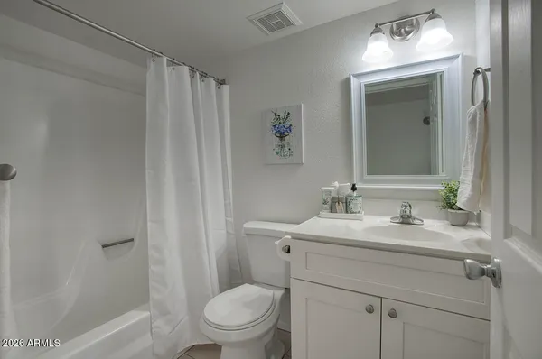 $330,000 | 11820 North 42nd Drive, Phoenix, AZ 85029