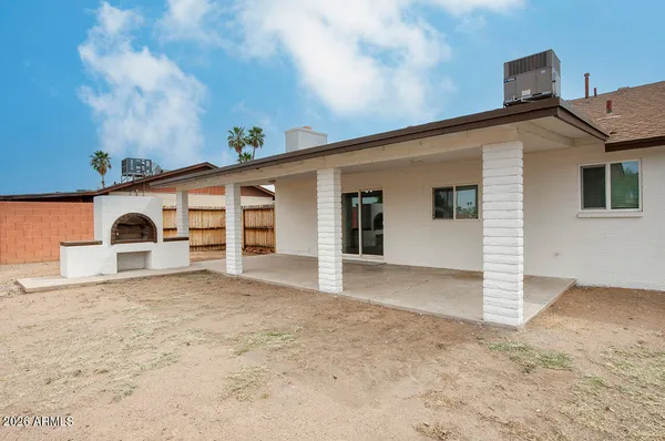 $330,000 | 11820 North 42nd Drive, Phoenix, AZ 85029