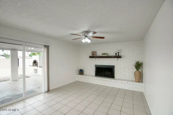 $330,000 | 11820 North 42nd Drive, Phoenix, AZ 85029