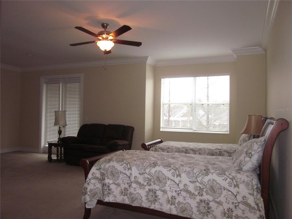 4015 Courtside Way Tampa, FL 33618 - Photo 24 of 39
