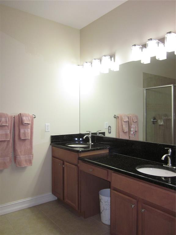 4015 Courtside Way Tampa, FL 33618 - Photo 31 of 39