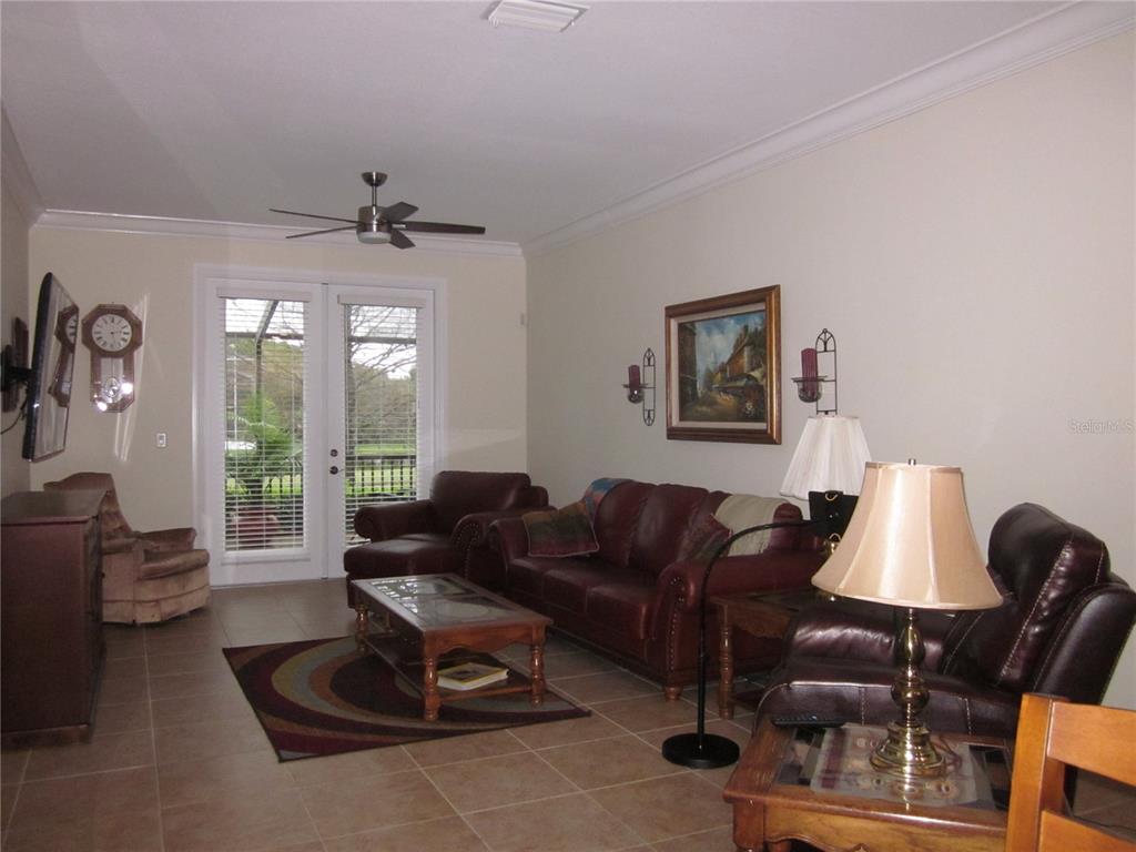 4015 Courtside Way Tampa, FL 33618 - Photo 8 of 39