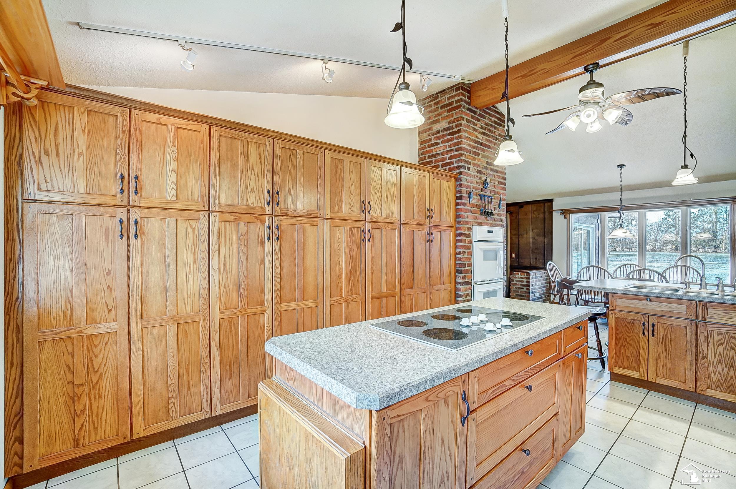 15620 West Dunbar Road Dundee, MI 48131 - Photo 20 of 59 50128838-d93f506e-5663-427a-bfc0-6d86143f3a11.JPG