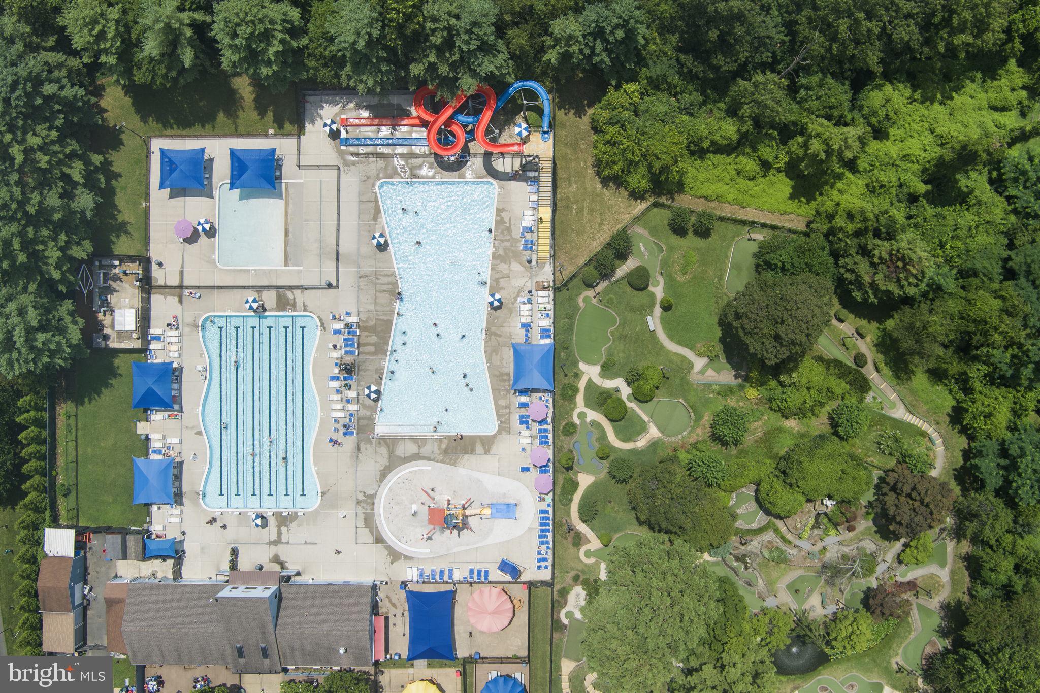880 North Pollard Street, Unit 224 Arlington, VA 22203 - Photo 45 of 50 an aerial view of residential house with outdoor space and parking