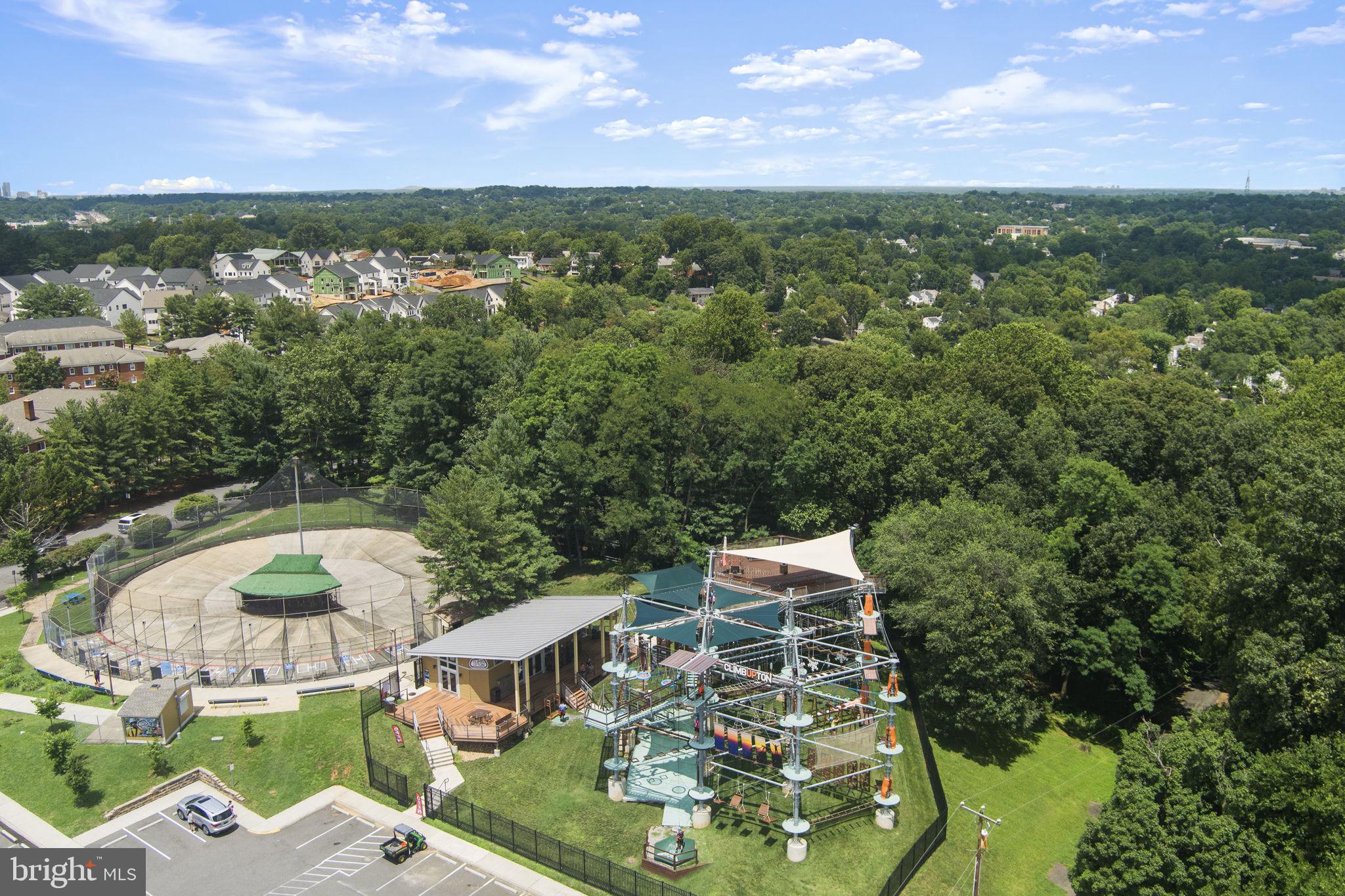880 North Pollard Street, Unit 224 Arlington, VA 22203 - Photo 46 of 50 an aerial view of a house with a garden