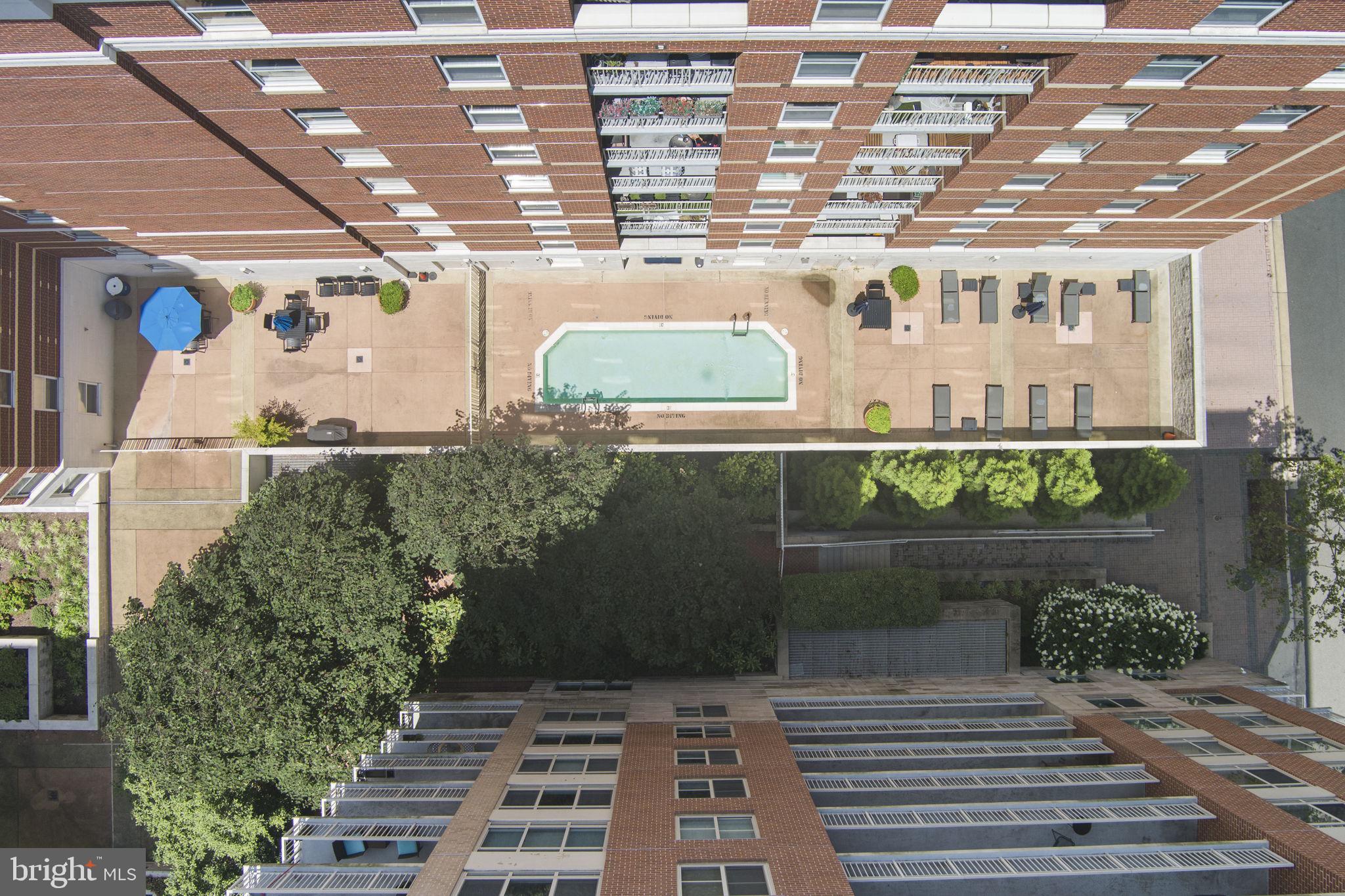 880 North Pollard Street, Unit 224 Arlington, VA 22203 - Photo 49 of 50 a view of a building with a outdoor space