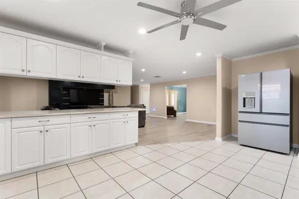 $407,000 | 6420 South S Highway South, Lake Charles, LA 70607