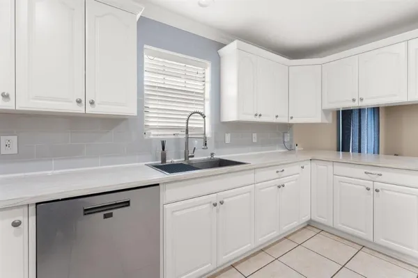 $407,000 | 6420 South S Highway South, Lake Charles, LA 70607