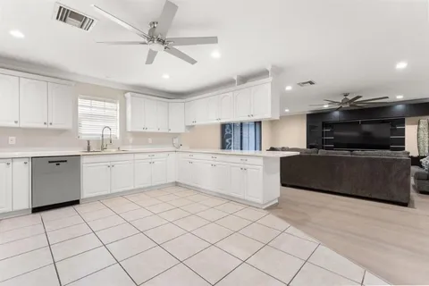 $415,000 | 6420 South S Highway South, Lake Charles, LA 70607