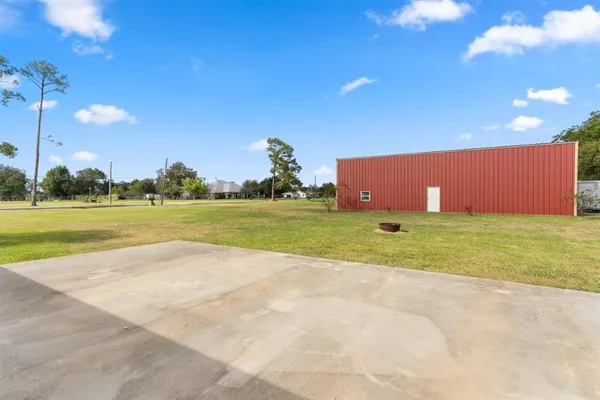 $407,000 | 6420 South S Highway South, Lake Charles, LA 70607