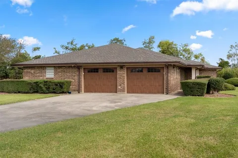 $415,000 | 6420 South S Highway South, Lake Charles, LA 70607