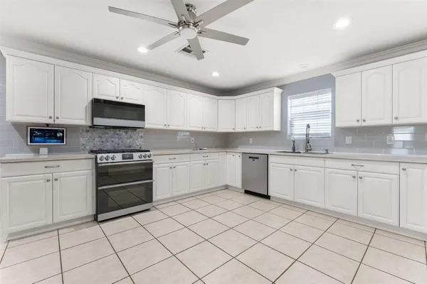 $407,000 | 6420 South S Highway South, Lake Charles, LA 70607