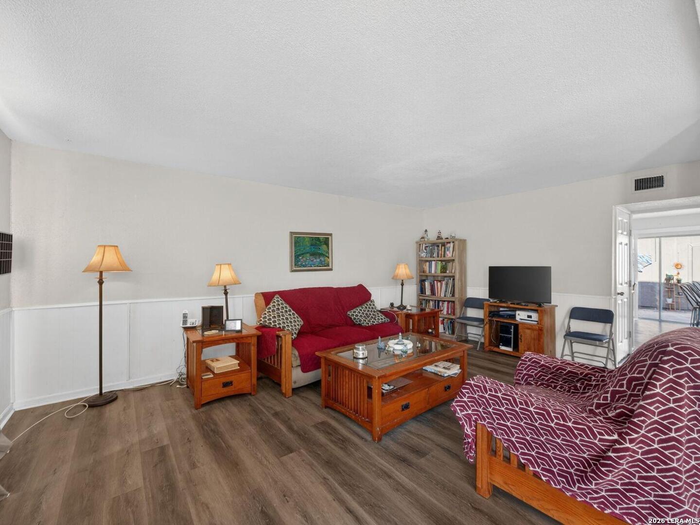 6529 Spring Hurst Drive San Antonio, TX 78249 - Photo 9 of 32