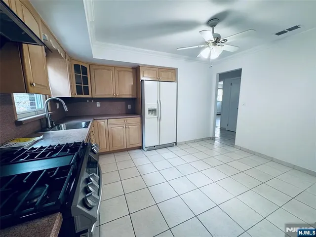 $4,500 | 421 2nd Street, Unit 1, Palisades Park, NJ 07650