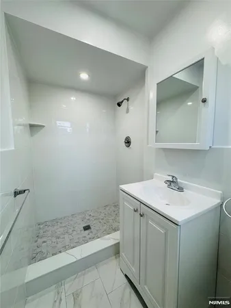 $4,500 | 421 2nd Street, Unit 1, Palisades Park, NJ 07650