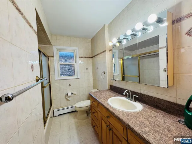 $4,500 | 421 2nd Street, Unit 1, Palisades Park, NJ 07650