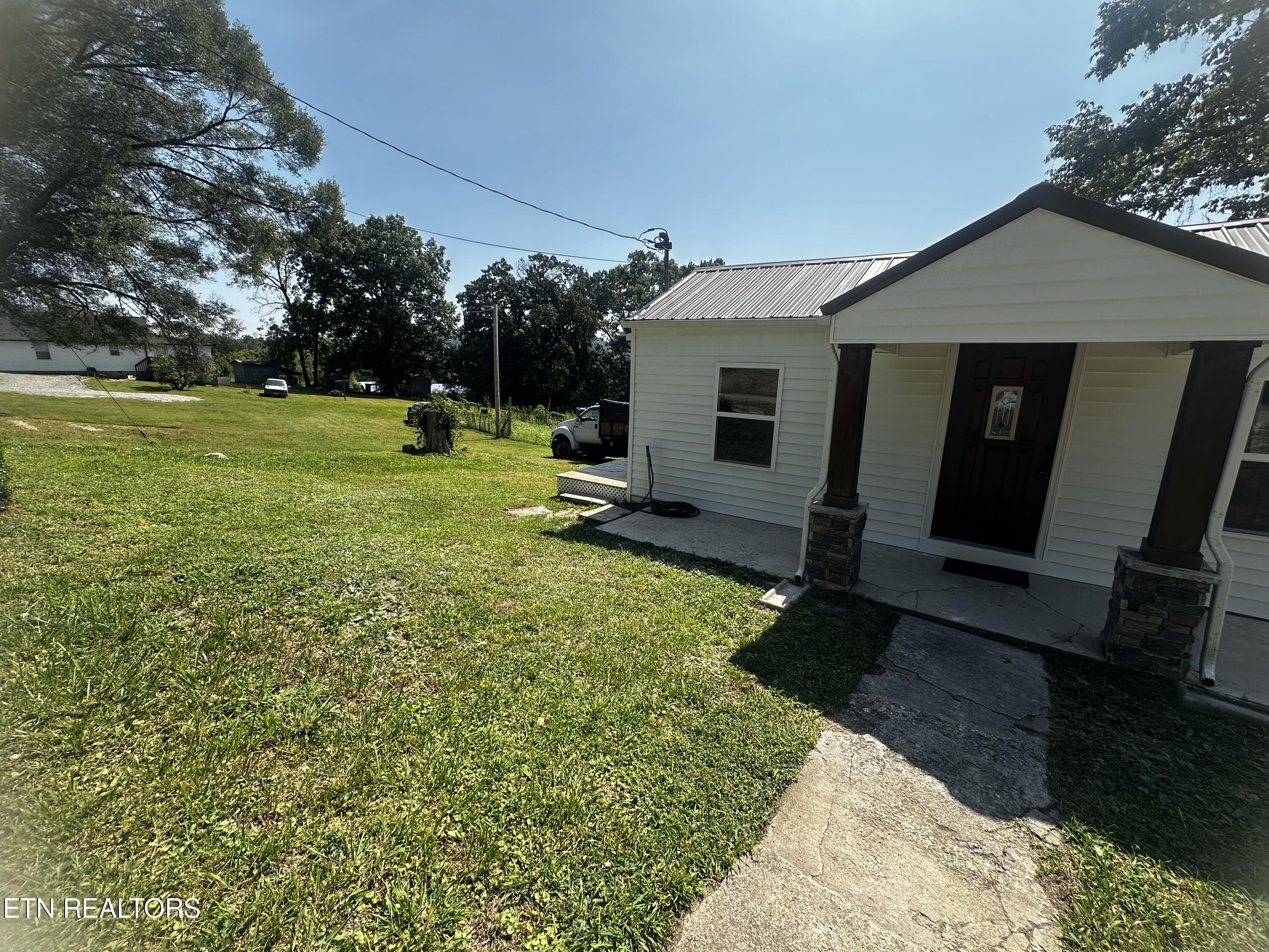 1499 Loop Road La Follette, TN 37766 - Photo 32 of 36 IMG_2901