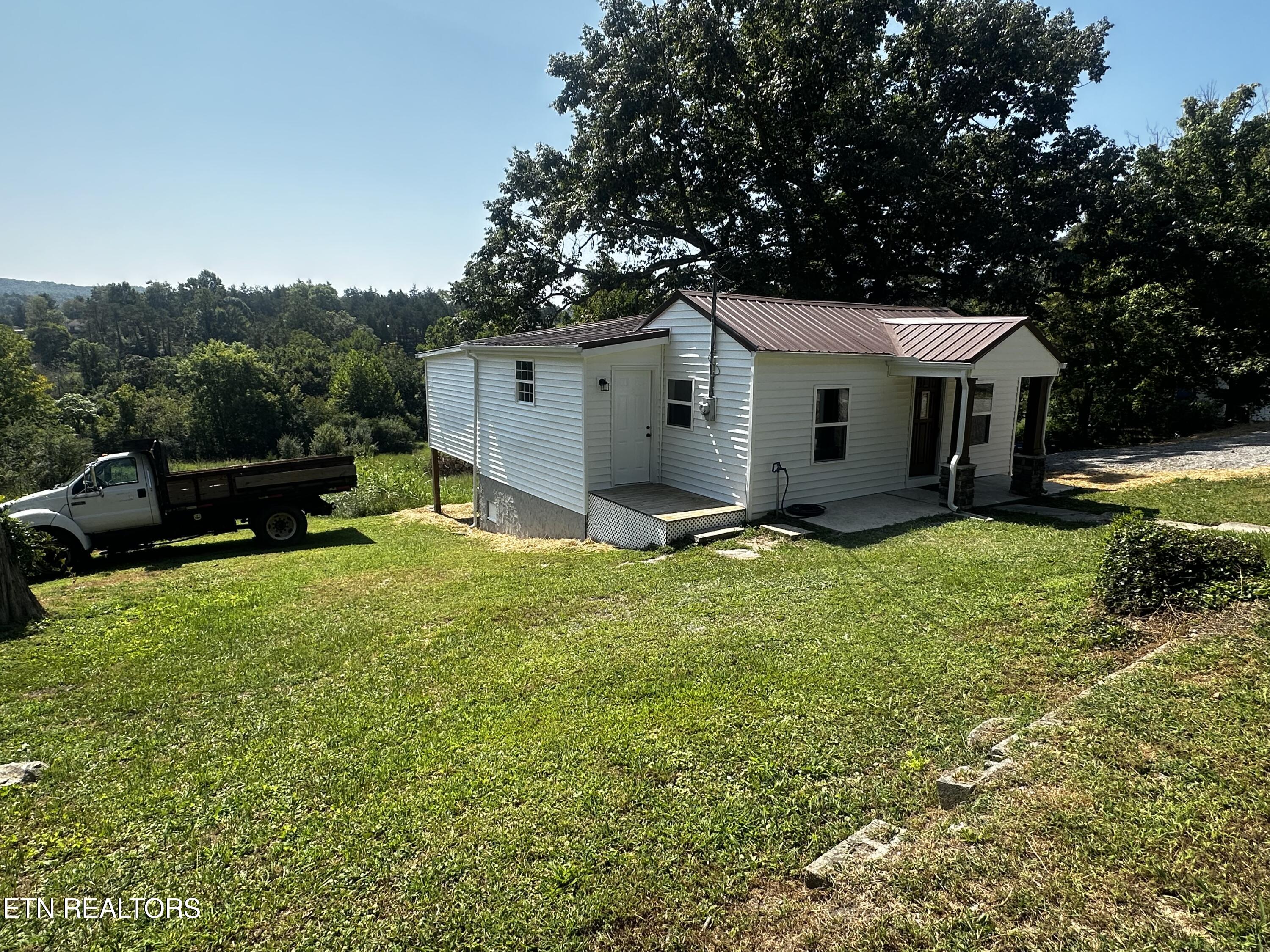 1499 Loop Road La Follette, TN 37766 - Photo 33 of 36 IMG_2896