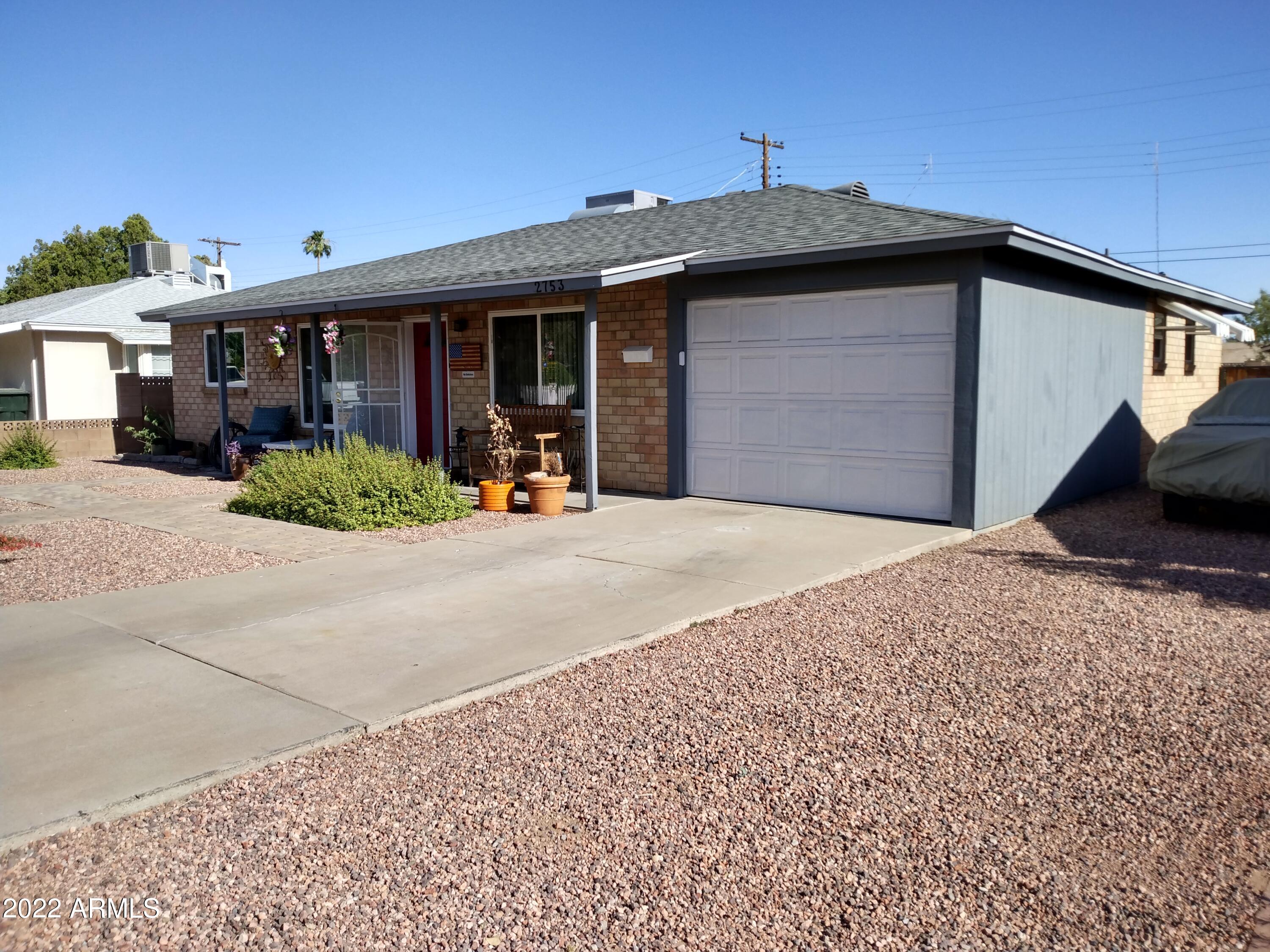 2753 West Lawrence Road Phoenix, AZ 85017 - Photo 2 of 27 Front 2