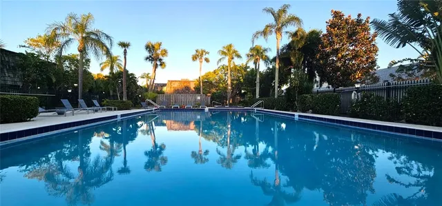 $199,000 | 335 South Waverly Place, Unit 7A, Vero Beach, FL 32960