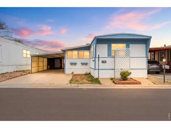 $69,900 | 900 Mountain View Avenue, Unit 216, Longmont, CO 80501