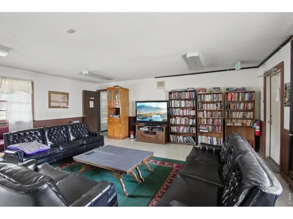 $69,900 | 900 Mountain View Avenue, Unit 216, Longmont, CO 80501