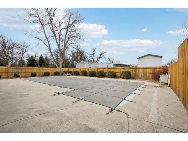 $69,900 | 900 Mountain View Avenue, Unit 216, Longmont, CO 80501