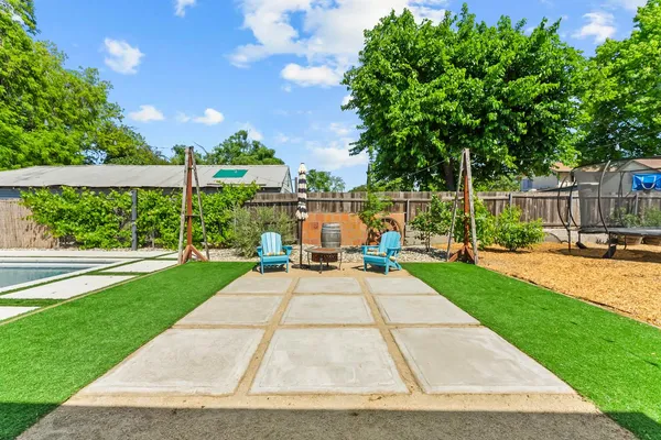 $584,999 | 5060 Mendocino Boulevard, Sacramento, CA 95820