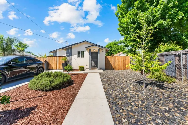 $584,999 | 5060 Mendocino Boulevard, Sacramento, CA 95820