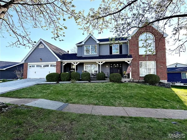 $499,900 | 2902 Piney Pointe Drive, St. Louis, MO 63129