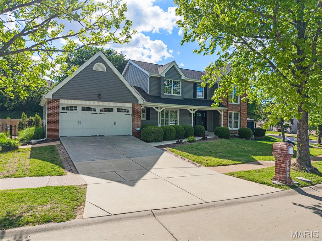 2902 Piney Pointe Drive St. Louis, MO 63129 - Photo 1 of 67