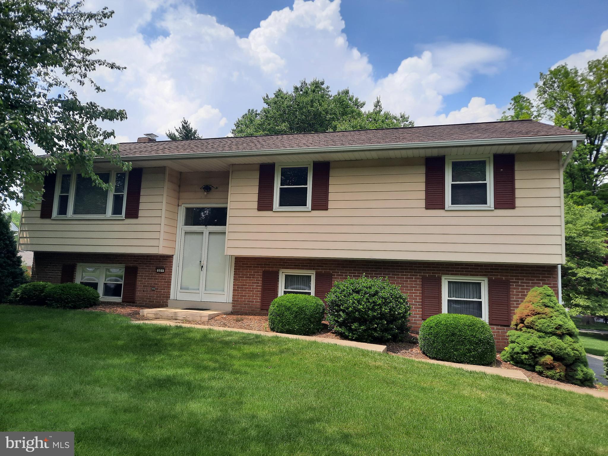 321 Rhoda Drive Lancaster, PA 17601 - Photo 1 of 1 Main