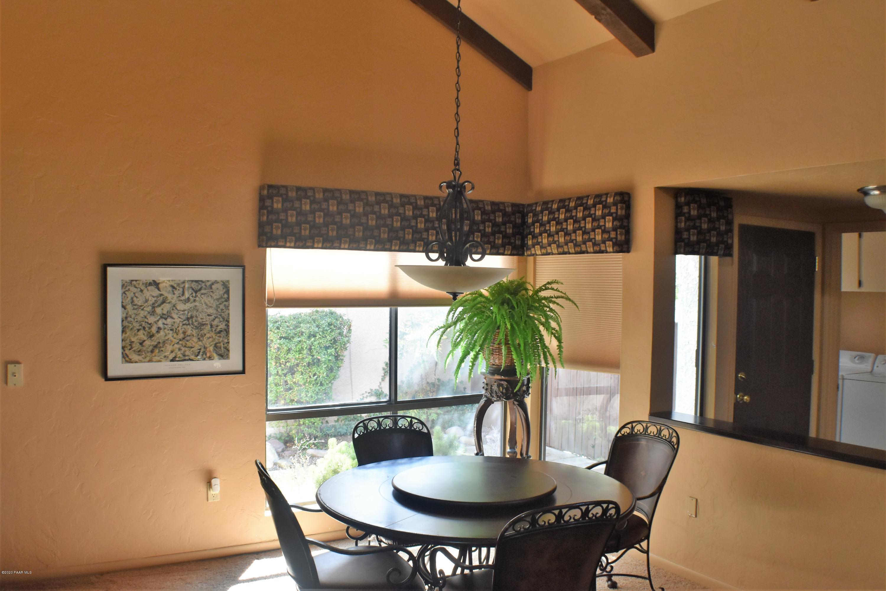 1385 Coyote Road Prescott, AZ 86303 - Photo 8 of 32 Dining Area