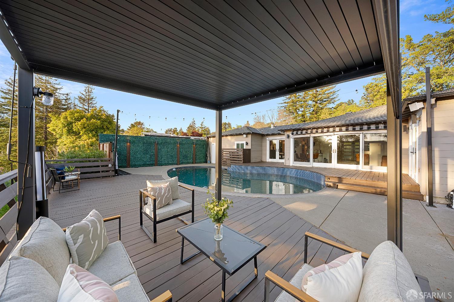 923 Janet Lane Lafayette, CA 94549 - Photo 33 of 43 a outdoor living space with furniture and garden view